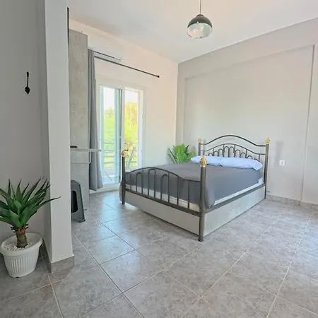 Double 1st Floor N4